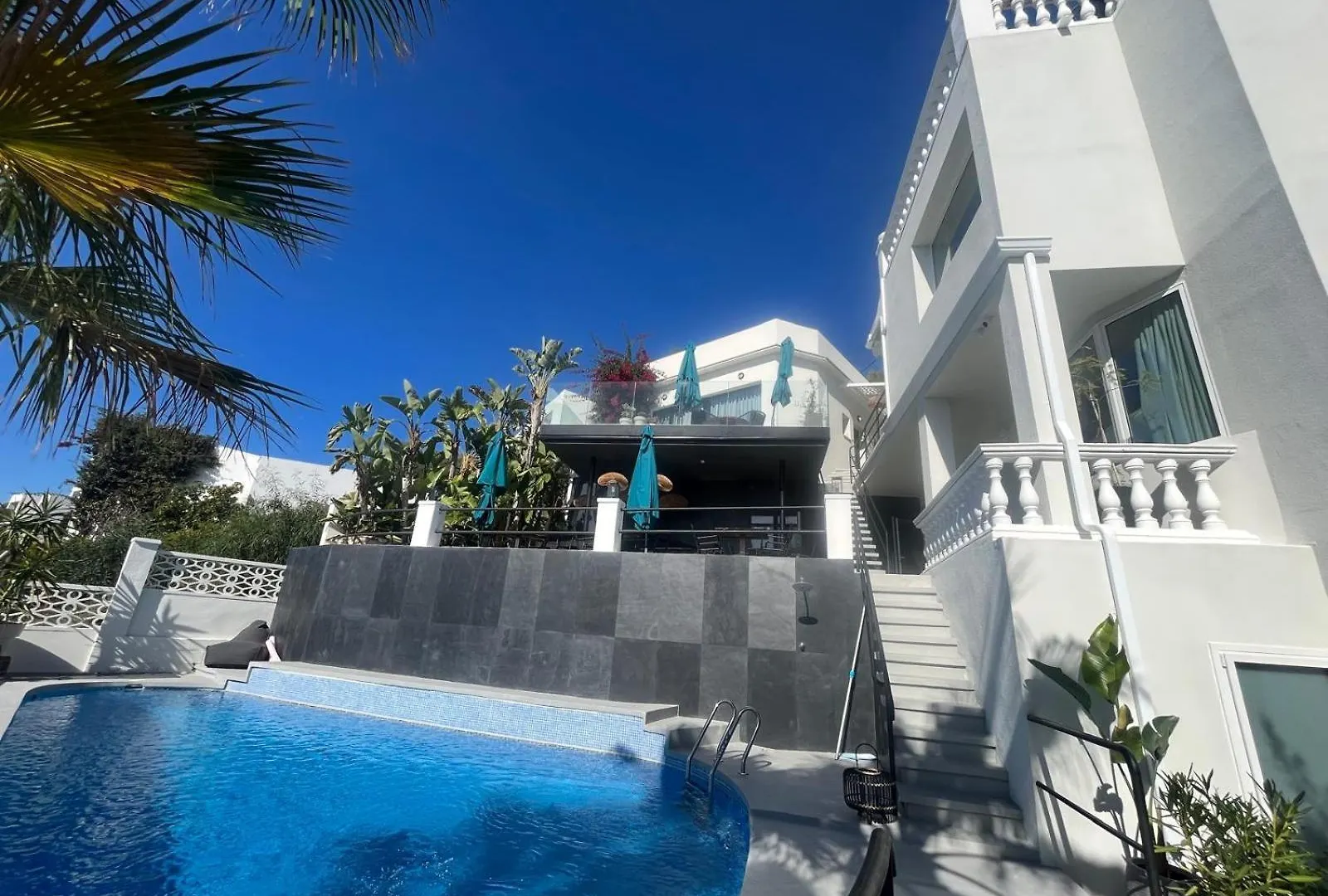 Bluehill Sitges Hotel